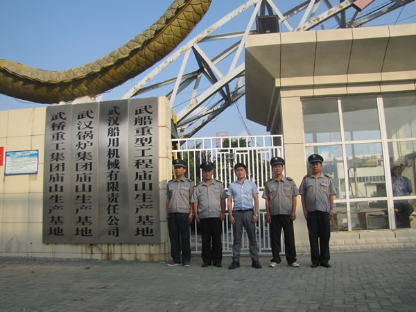 武漢深寶華保安公司的保安員工作細(xì)心，服務(wù)非常的好